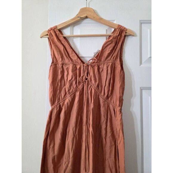 FRAME Cinched V-Neck Crinkled Midi Dress S - Picture 3 of 8